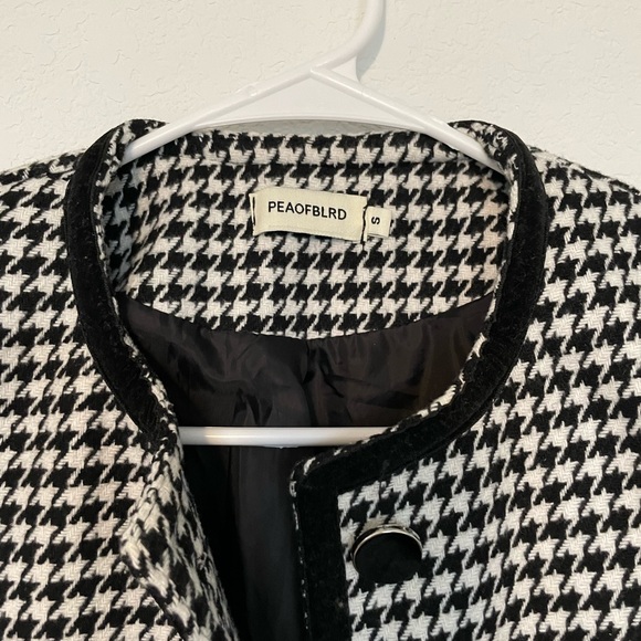 Jacket - Picture 4 of 5